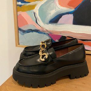 Black  Zara platform shoes with gold buckle - Size 39